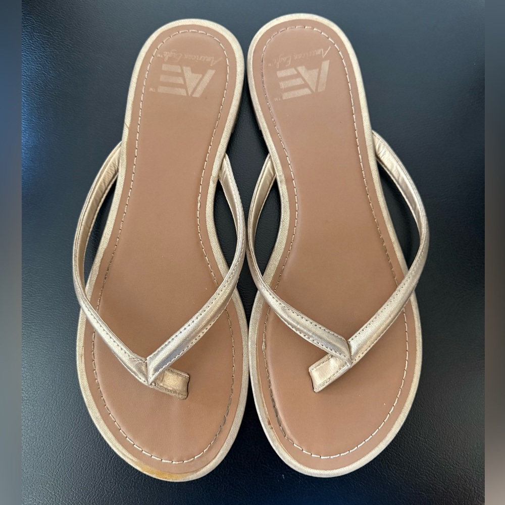 American Eagle Women's Gold Flip Flop Sandals Size 10